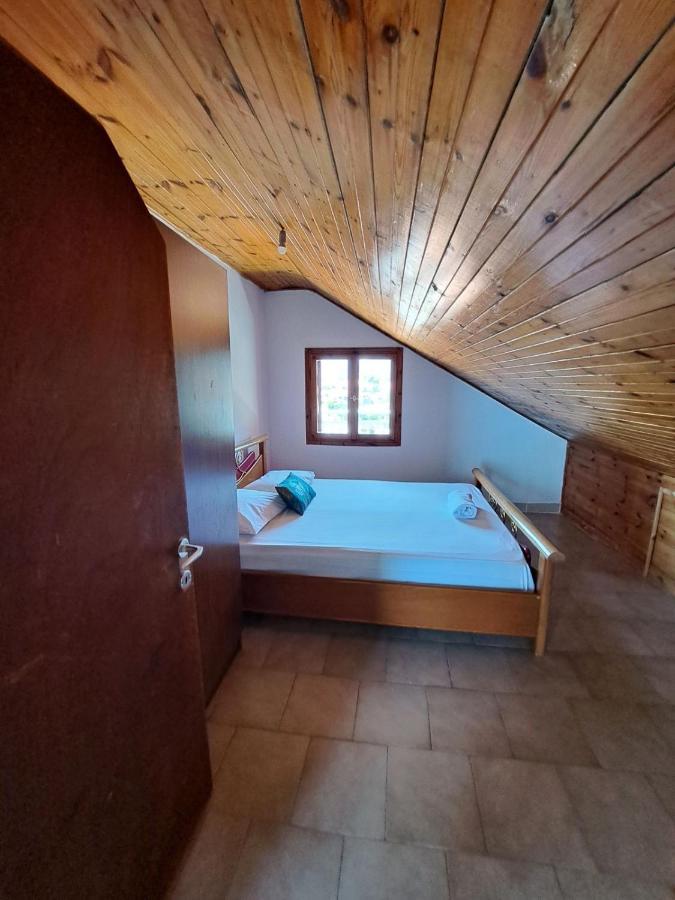 Blue Horizon Apartment Vrasná Esterno foto