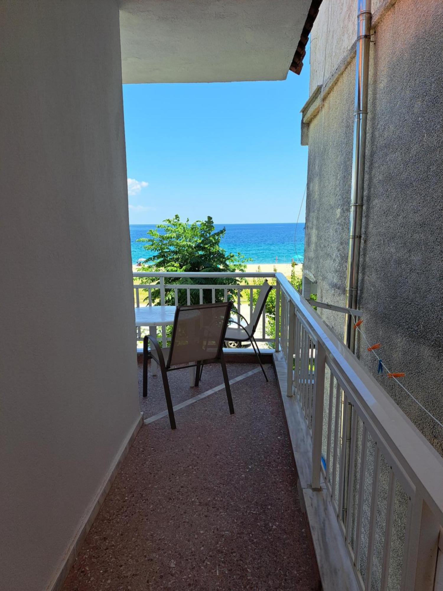 Blue Horizon Apartment Vrasná Esterno foto